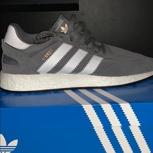 I-5923 men’s adidas shoes
